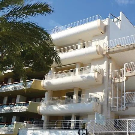 Appartement Awesome In *