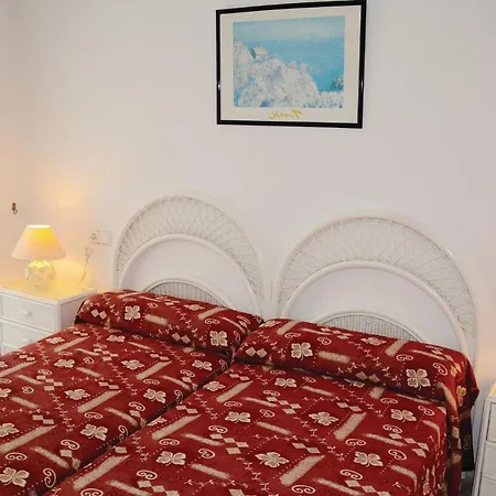 Appartement Awesome In *